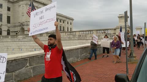 28 August 2021 - Vaccine Mandate Protest in Providence - Walk through the streets