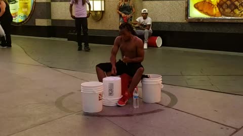 LasVegas Bucket Drummer