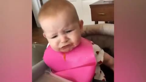 Baby react to food