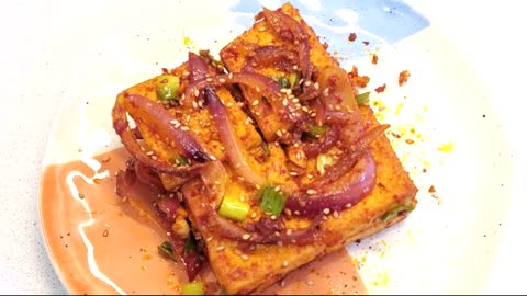 How to Make Korean Spicy Pan Fried Tofu, Easy tasty tofu recipe, stir fry, pan-fried tofu, pan fry