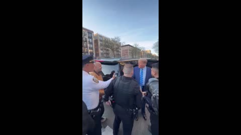 “I Love You Guys”: Trumps Stops To Praise NYPD Officers [WATCH]