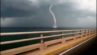 Videos captan paso del huracán Gonzalo por Centroamérica