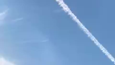 So many chemtrails all over the world