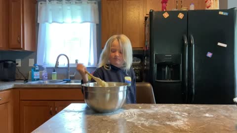 Lily-Rose Kindergarten Cook: Lemon Poppy Muffins