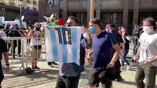 Abren en la Casa Rosada el velatorio público de Diego Armando Maradona