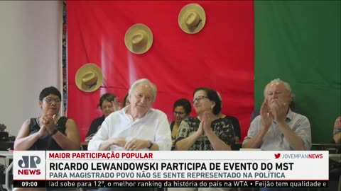 Ricardo Lewandowski participa de evento do MST