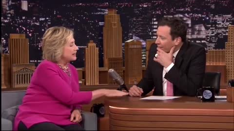 Hillary Clinton Joking s!水 About Trump on Live Show