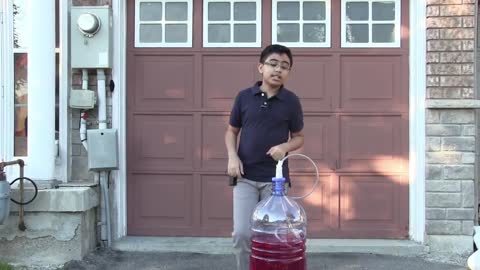 Science Experiments with Tanmay, General Education & Tanmay's Shorts: Air pressure fountain!