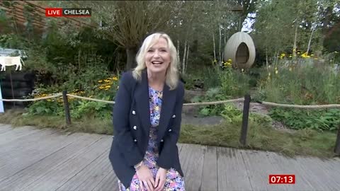 Guide Dog pulls Carol Kirkwood to the ground at Chelsea Flower Show.