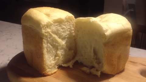 Easy and Delicious Bread Maker / Bread Machine Recipe