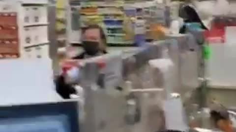Shoplifters wipe out Walgreens in Millbrae