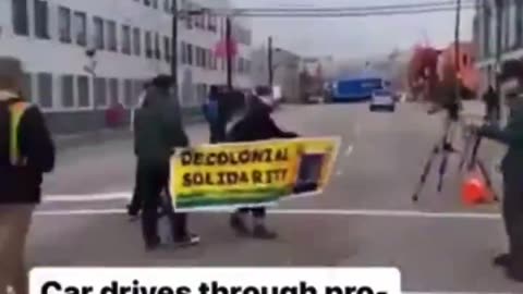 Anti-Israel Activists Surround Car After They Block Intersection, Learn That Was An Unwise Move