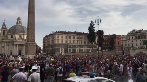 Roma Piazza del popolo ore 18.40