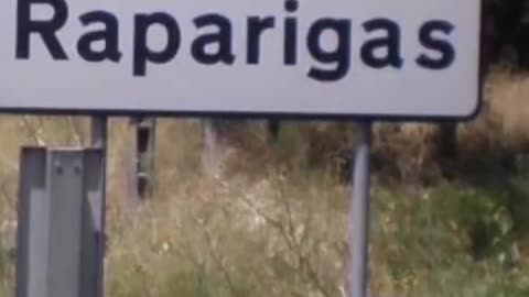 Brasileiro ‘jacu’ se assusta em Portugal quando vê as palavras nas placas!