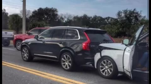 Jaguar Land Rover v Volvo brake test