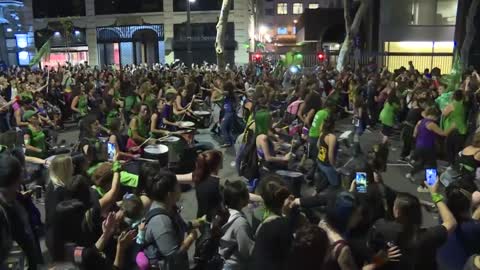 El combate de largo aliento del movimiento feminista argentino | AFP