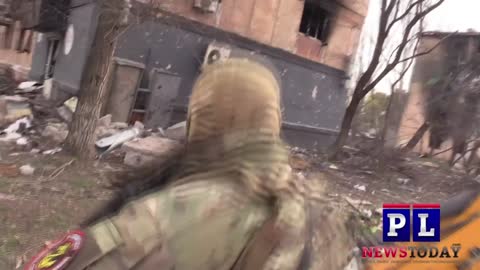 Chechens & Russian Army Battle Azov in Mariupol (w/ ENGLISH SUBTITLES)