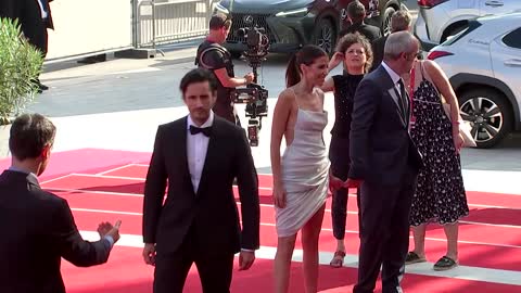 Penelope Cruz, Juan Diego Botto team up in Venice