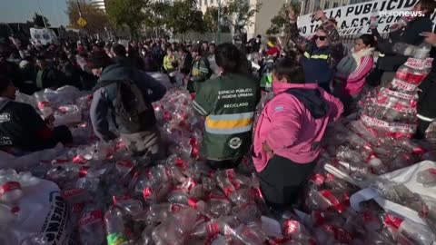 Los recicladores protestan contra Coca Cola en Argentina