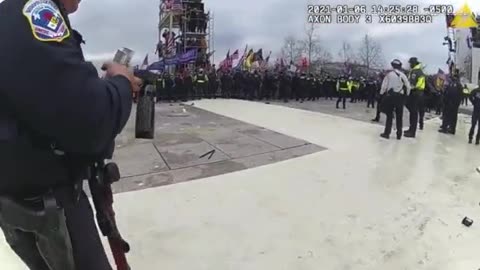 J6 D.C. VIDEO POLICE TEAR GAS CROWD BEHIND BARRICADES-CROWD MOVES THROUGH BARRICADES-POLICE GAS THEMSELVES 2 mins