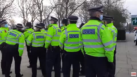 #Antilockdown protest police charge horse at female protestors