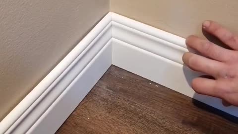 Easily adjust baseboard corner gaps