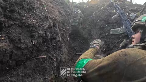 Ukraine Combat footage : Ukrainian Forces Storm Russian Trenches in INTENSE battle (GoPro )