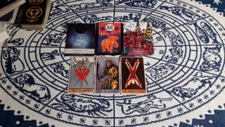 Collective tarot reading/ what you need to know now (+ ask a Q get an answer)