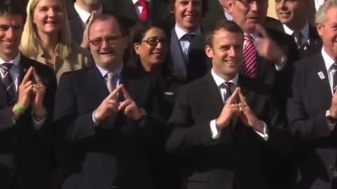 Globalist politicians following illuminati - They don't hide it anymore!!!!!!!!