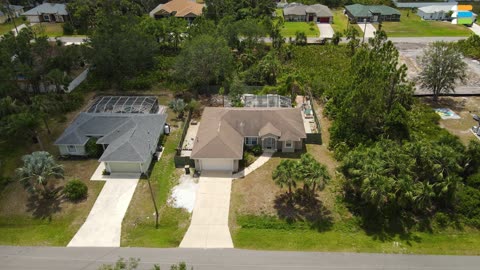 Looking for a short term rental pool home in North Port Florida?