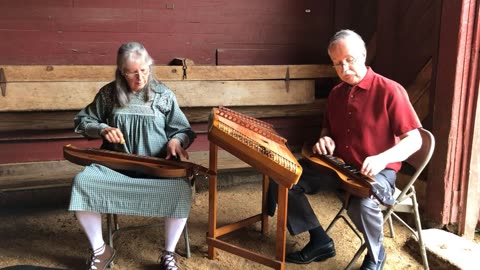 Holiday Dulcimer Music with Steve and Jean Smith