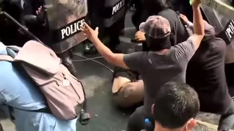 Thai police violently quell an anti-government demonstration 2