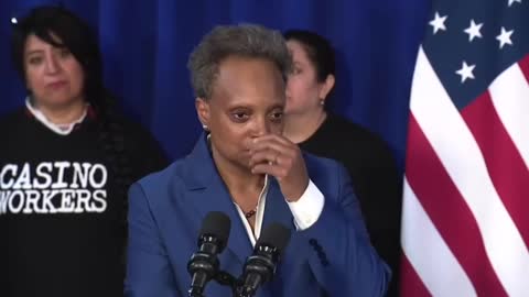 Mayor Lori Lightfoot (AKA BEETLEJUICE) gets Scorched by Reporter over Chicago Casino