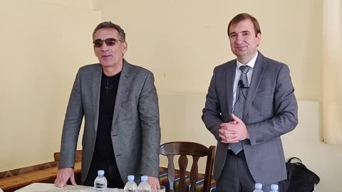 Ereticii Ecumeniști Octavian Solomn,Iulian Raţă din MOLDOVA rugăciune în comun cu eretici adventiști