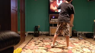 Spencer playing fruit ninja with dad VID_20181010_171352