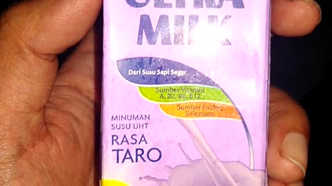 Pink Milk? and has Taro flavor. NICE!