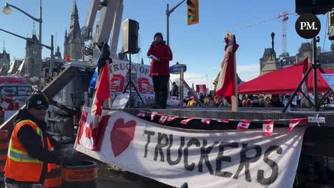 After a judge ruled that honking is now illegal in Ottawa, the truckers responded by honking
