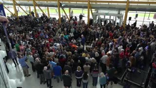 Biden celebra un acto en Texas, mientras Buttigieg y Klobuchar lo apoyan