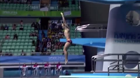 Olympic medalist show his skill!