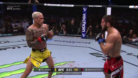 Charles Oliveira vs Islam Makhachev _ FREE FIGHT _ UFC 294