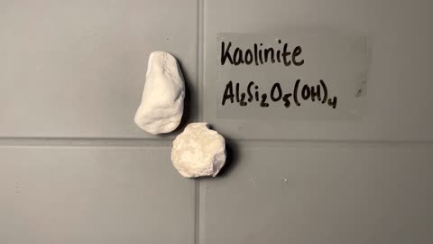 Identifying Kaolinite (ie. chalk)