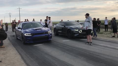 2019 Charger Scatpack Vs 2019 Mustang Gt