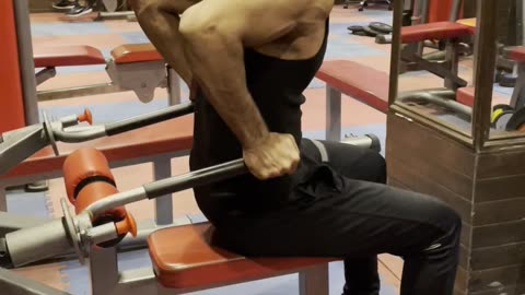 Triceps pushdown