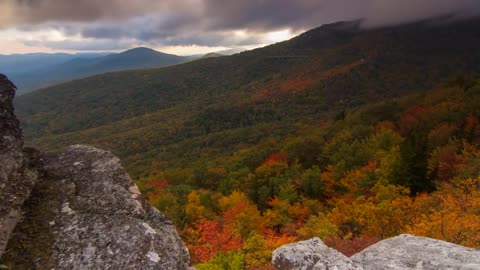 Scenic Time Lapse showcases incredible mountain views in Asheville, North Carolina