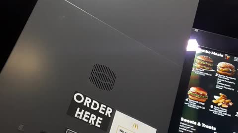 PRANKING MCDONALD'S DRIVE UO