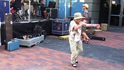 Grandma Rocks Out at Pickwick Concert
