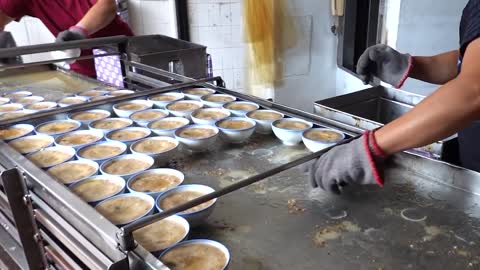 Taiwanese street food-Steamed Rice Pudding