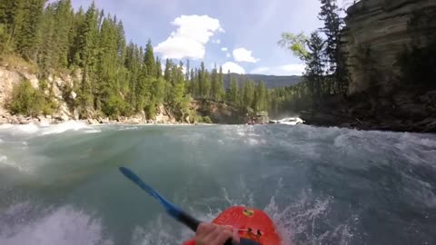 Extreme whitewater kayaking on the Fraser River