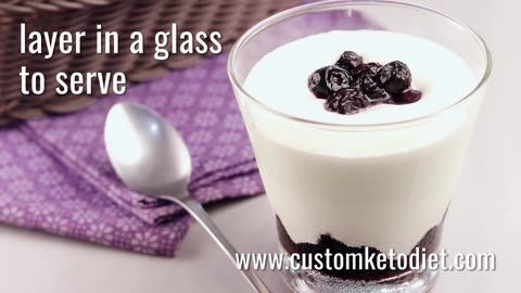 "💙✨Delicious Keto Blueberry Cheesecake Parfait Recipe! 🍰🔵 | Low Carb Dessert! 😋👩‍🍳 #KetoTreats"