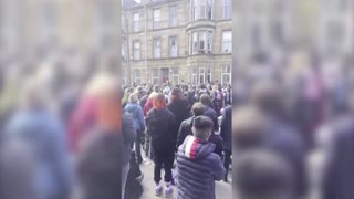Glasgow protesters in standoff with UK immigration van
